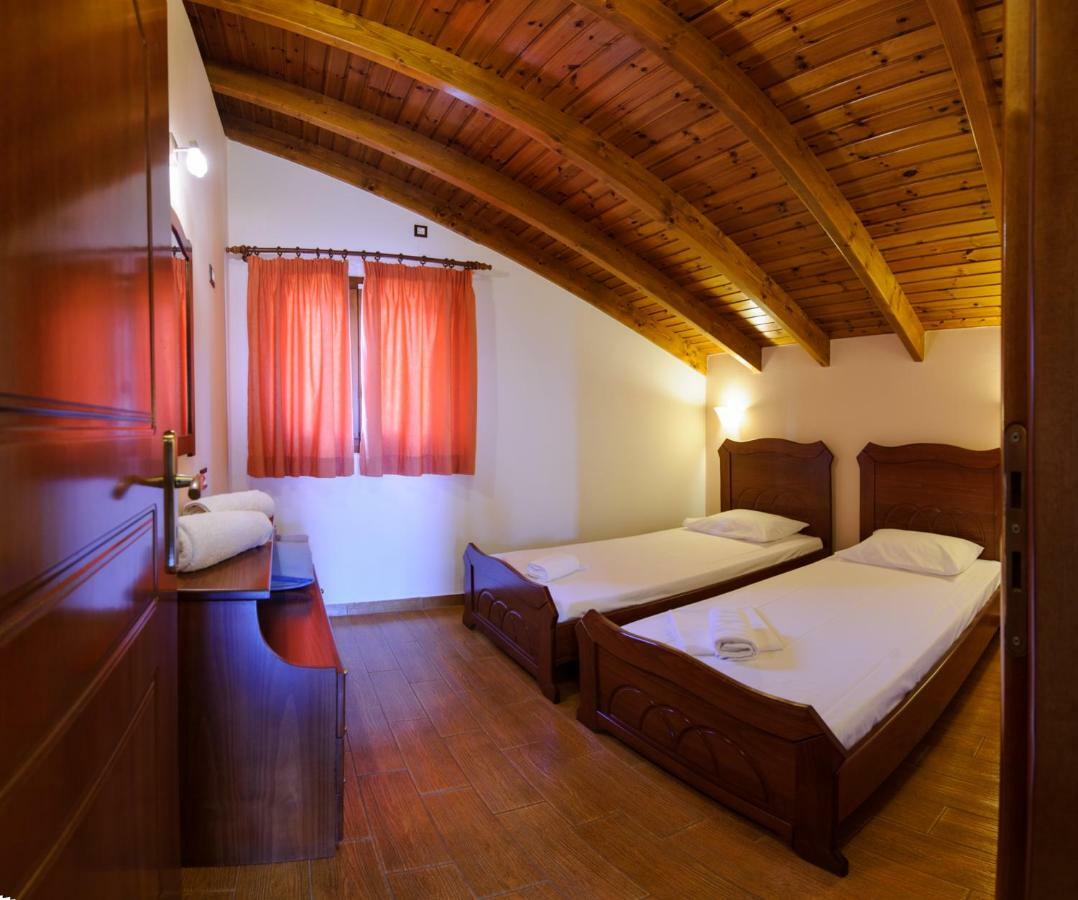 Status Luxury Apartments And Penthouse Parga Exterior photo