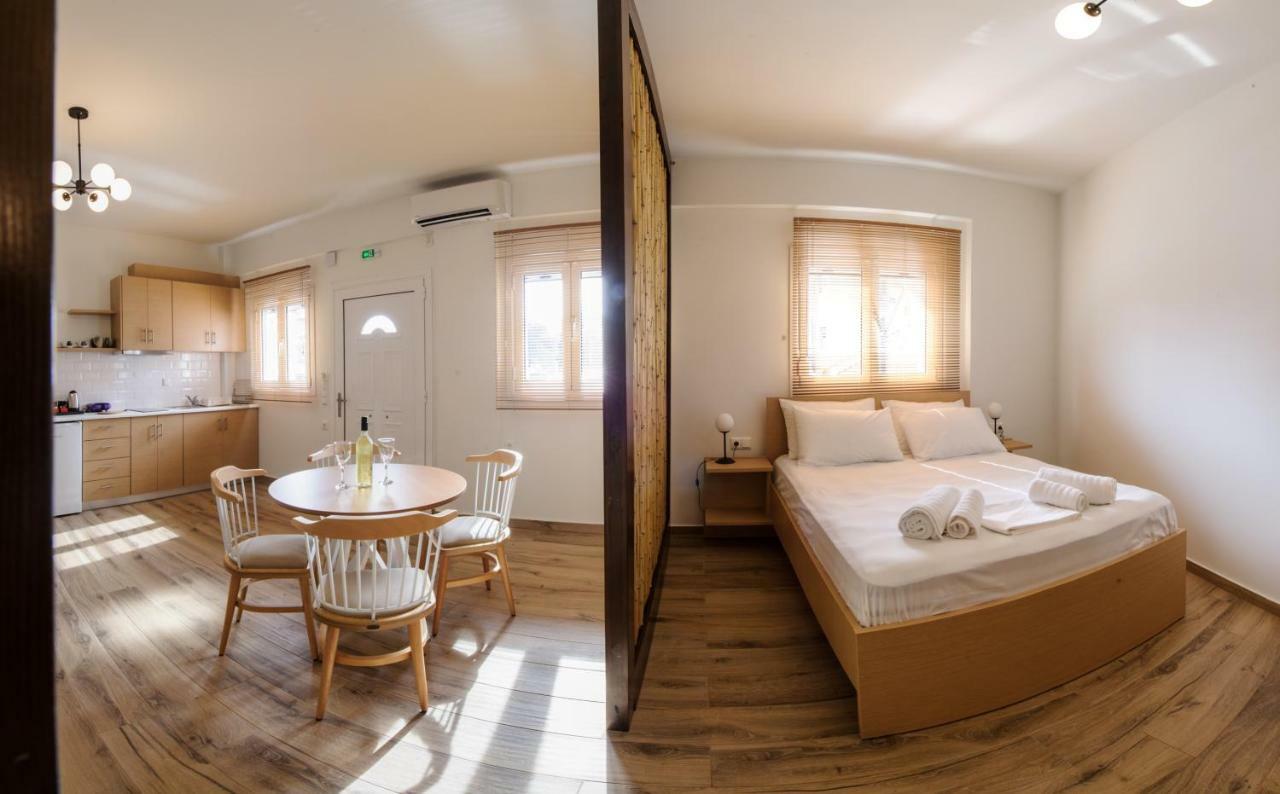 Status Luxury Apartments And Penthouse Parga Exterior photo